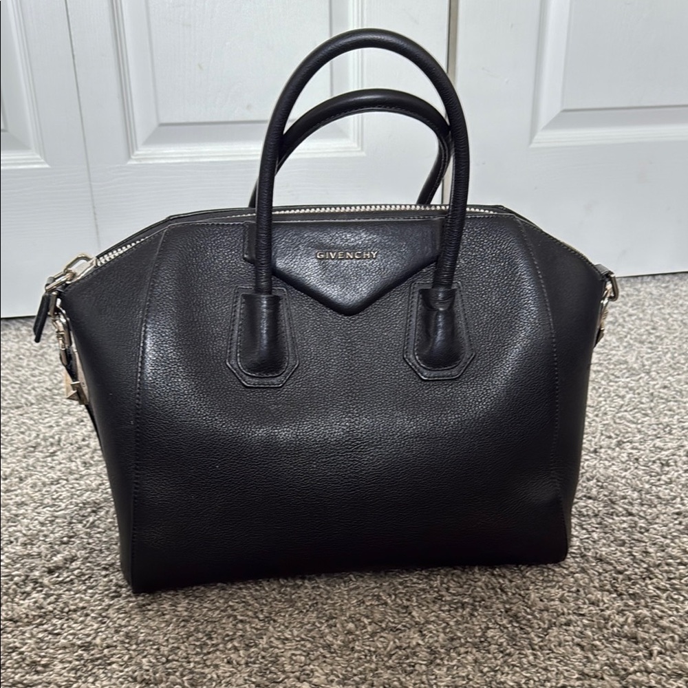 Givenchy Black Antigona Luggage Bag